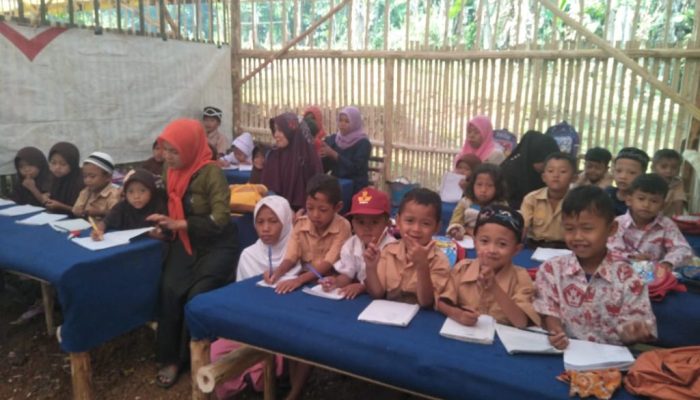 Jauh Ke SD dan MI, Masyarakat Cikiara dirikan MI MA