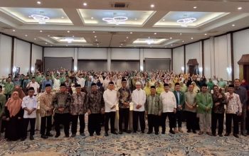 Ratusan Peserta Padati Pengajian PBMA, MA Travel Luncurkan Kolaborasi Umrah